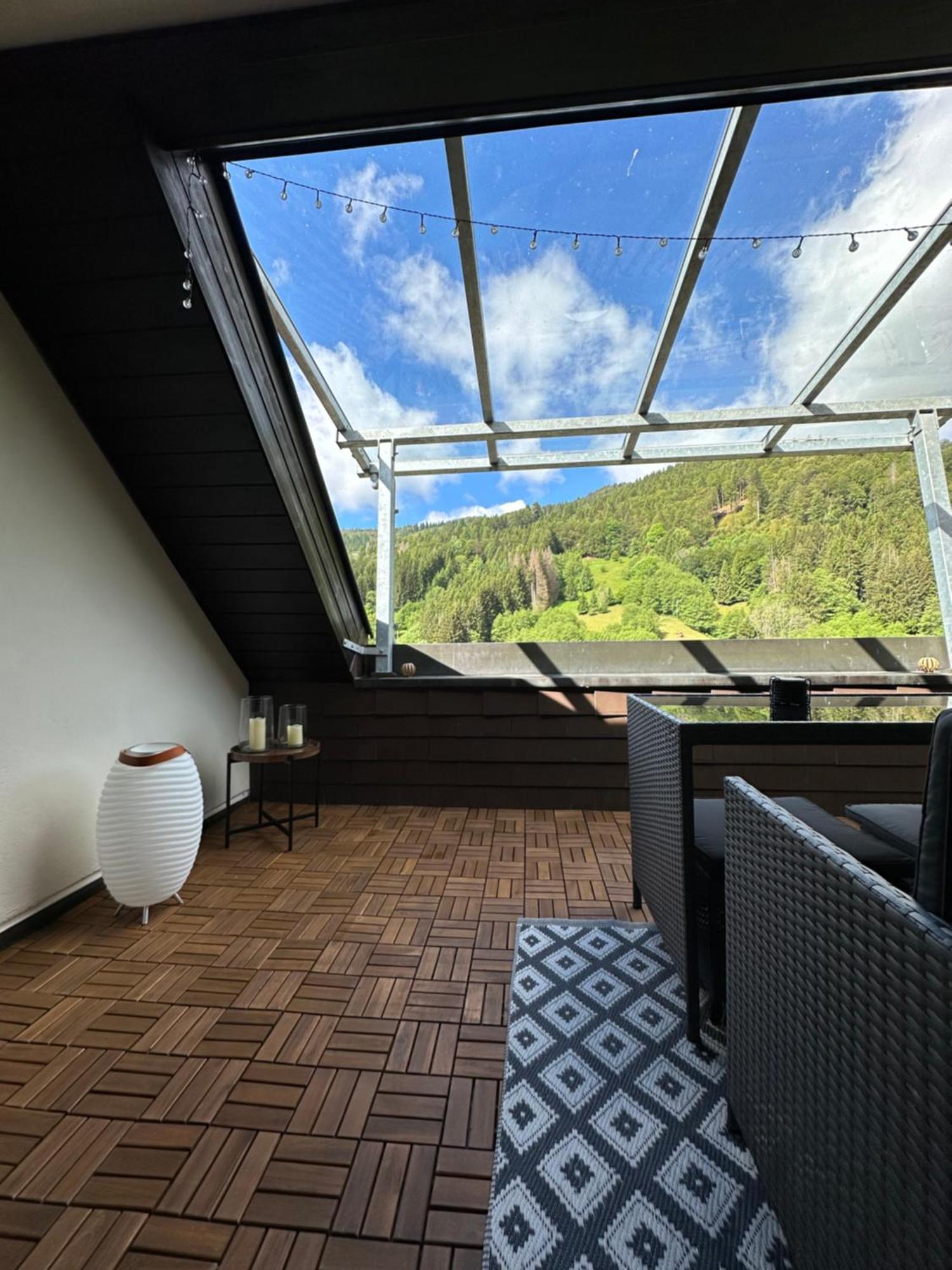 Bollenlodge - Ferienwohnung Mit Ausblick Und Top Lage Todtnau Exterior photo